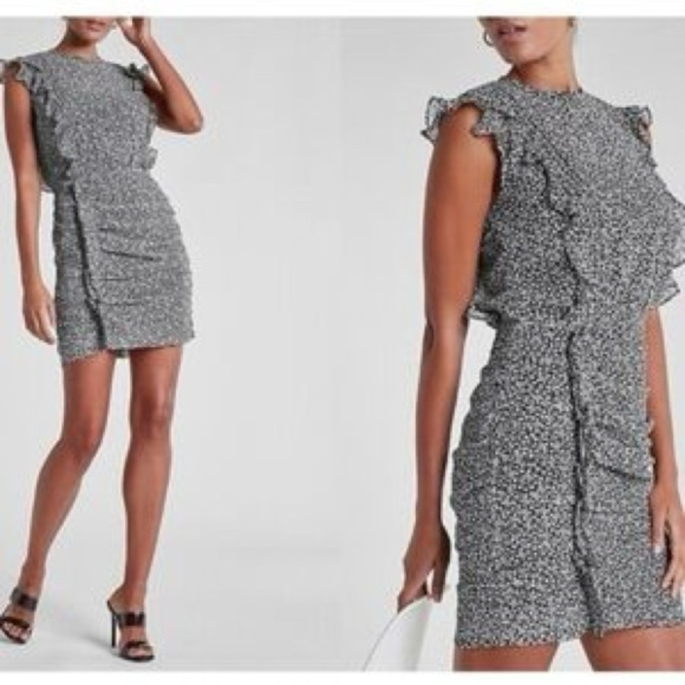 Women's Express Classic Black and White mini Dress Size Small NWT